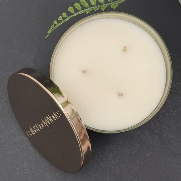 BBW Endless Weekend Bath & Body Works 3 Wick Candle - Picture 6 of 10